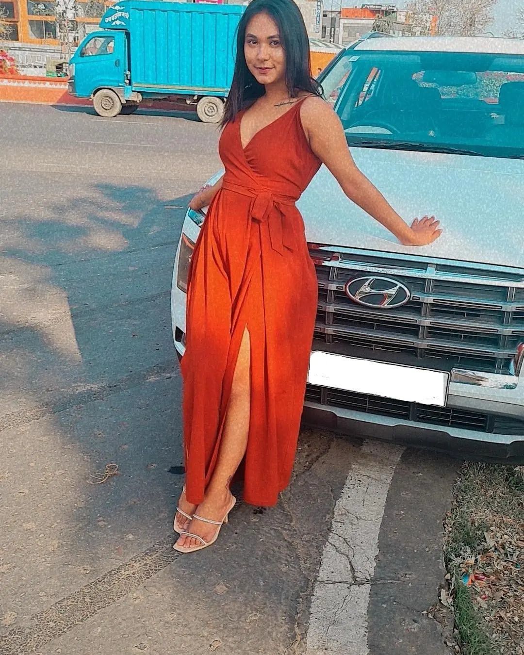 female call girl in Uttarkashi